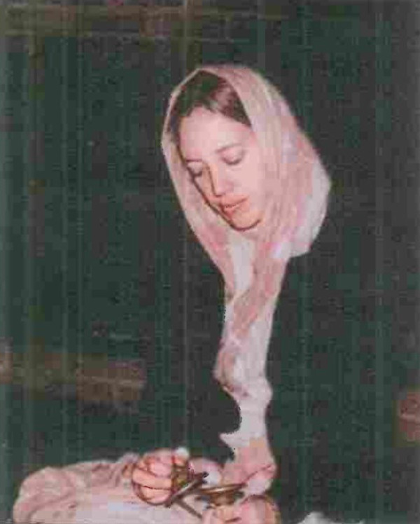 Saradiya devi dasi (Loetitia S. Lilot)