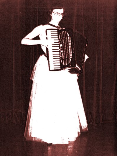 Joan Gilyeat: 1953